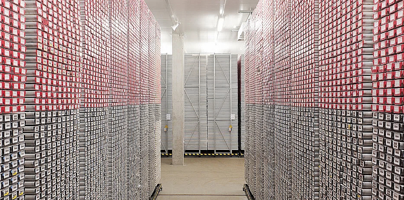 Einblick in ein großes Archiv